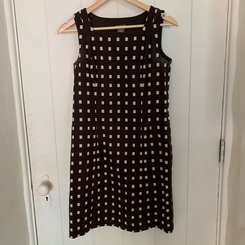 Black square dress